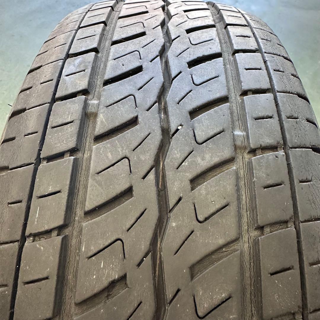 TOYO TIRE ホワイトレター 215/65R16C 109/107 H20