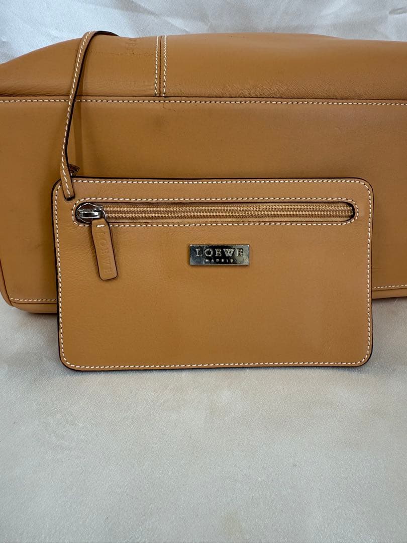 LOEWE ロエベ ボストン ハンドバッグ ステッチ ポーチ付き ベージュ