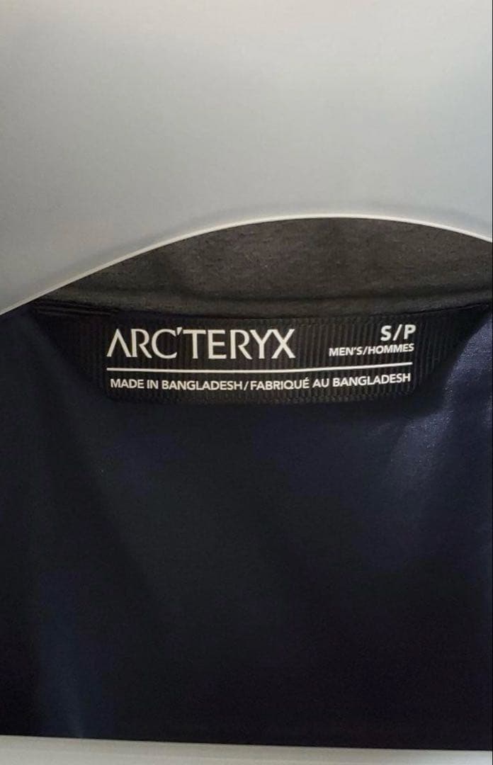 ARC'TERYX ネイビー アトムベスト S/P