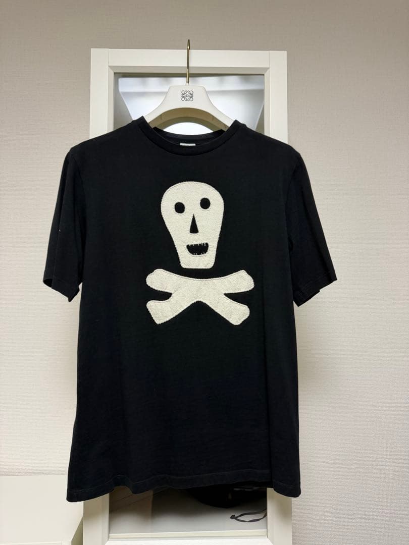 LOEWE ブラック Tシャツ スカルプリント