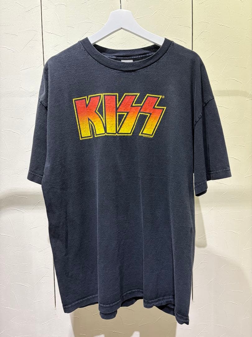 トップス KISS S/S Normal Logo made in El Salvador