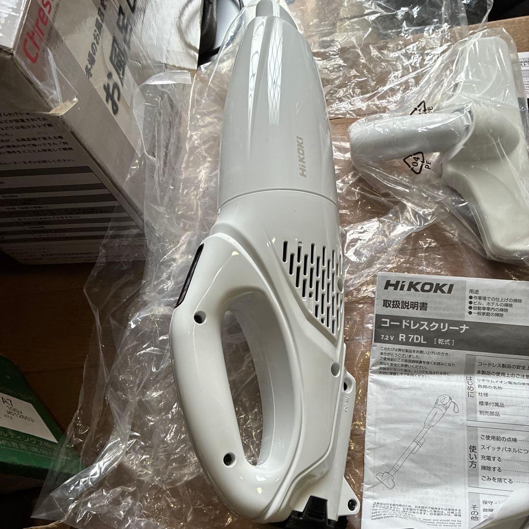 新品未使用品 HiKOKI プロの楽々コードレスクリーナーセット箱は劣化です