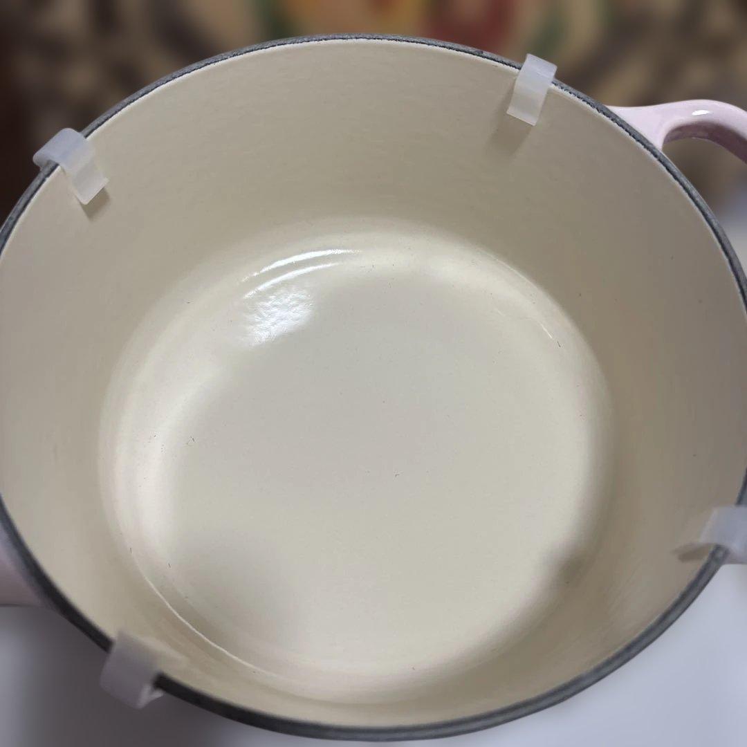 LE CREUSET ピンク 両手鍋　18