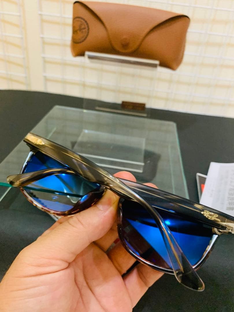 【未使用に近い極美品】 Ray-Ban レイバン サングラス　レンズグレー系