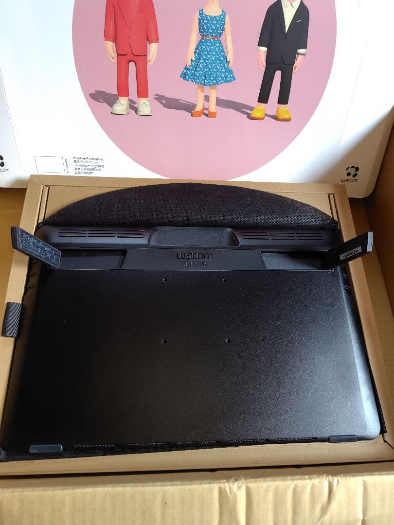 Wacom Cintiq Pro 16 液晶ペンタブレット本体