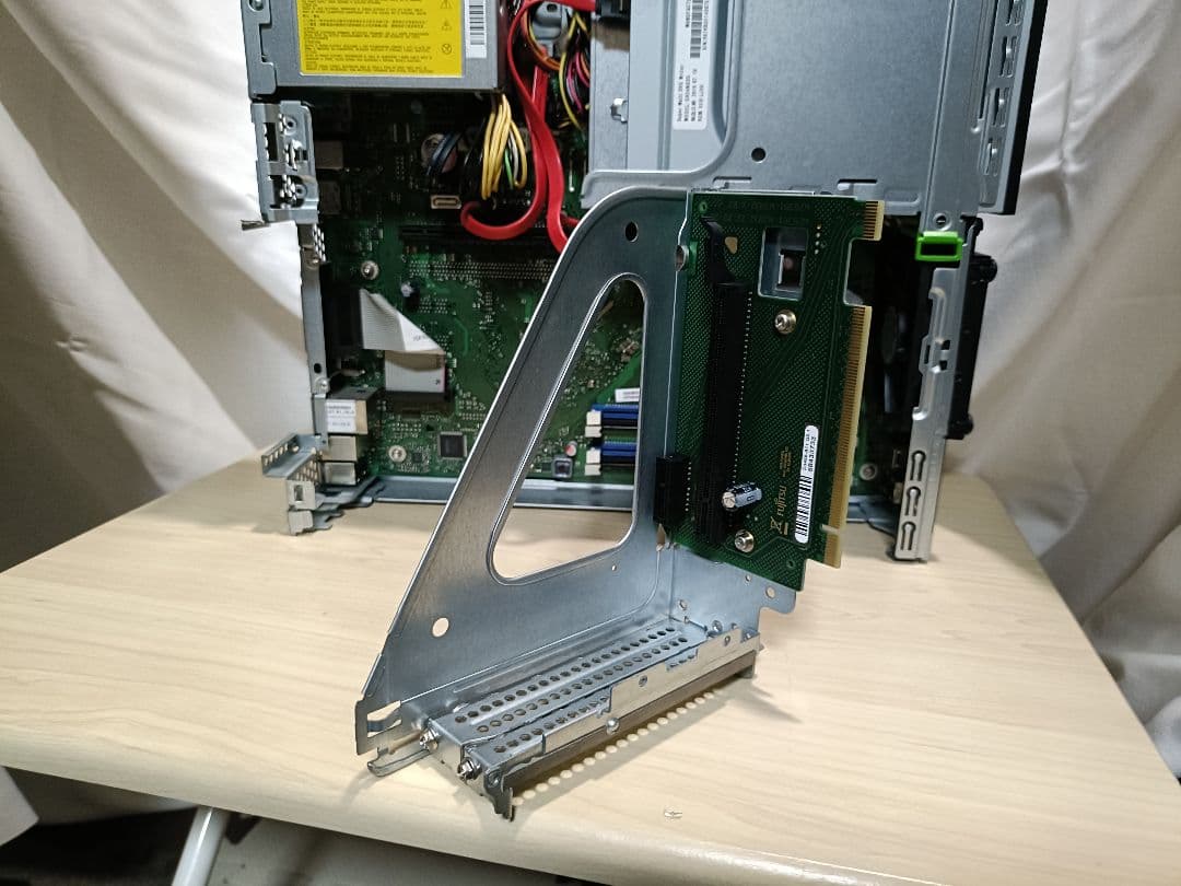 富士通Dシリーズ（コンパクト型） ESPRIMO D586/M
