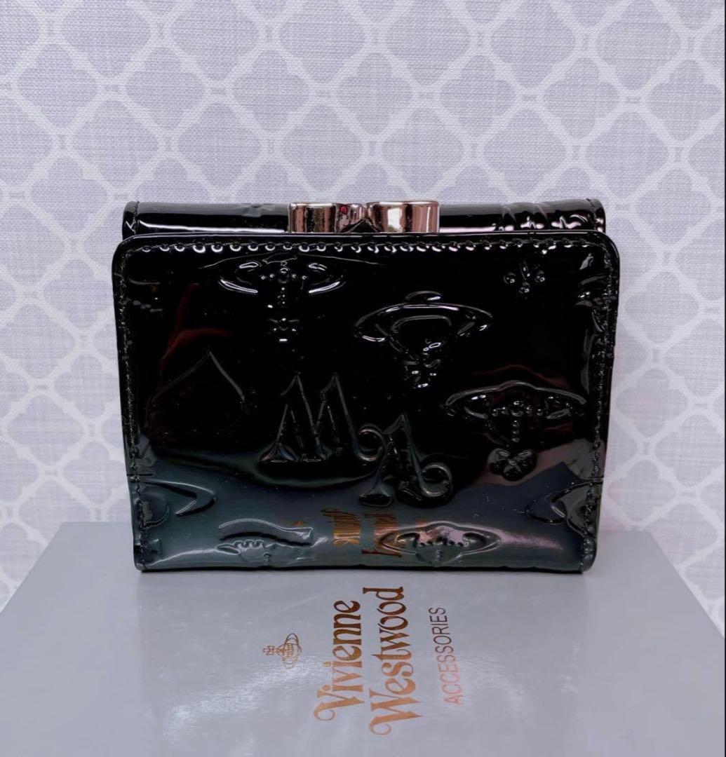 【内側に素敵な柄♡】Vivienne Westwood 折財布 エナメル黒