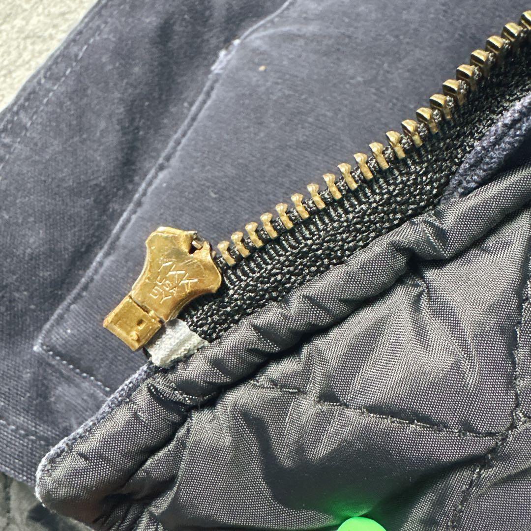 00s USA製 Carhartt 中綿ベスト 企業ロゴ刺繍 ネイビー M L