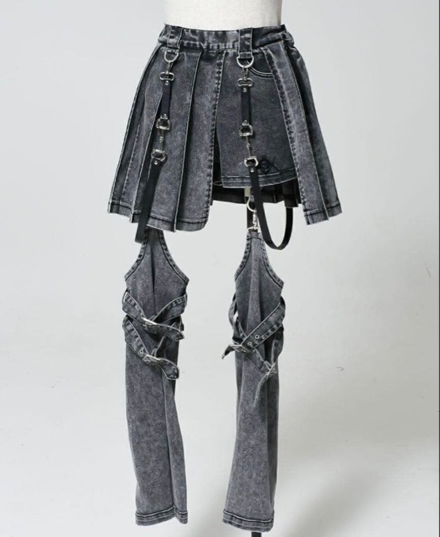 REFLEM【レフレム】レッグカバー付きレイヤードデニムショートパンツ
