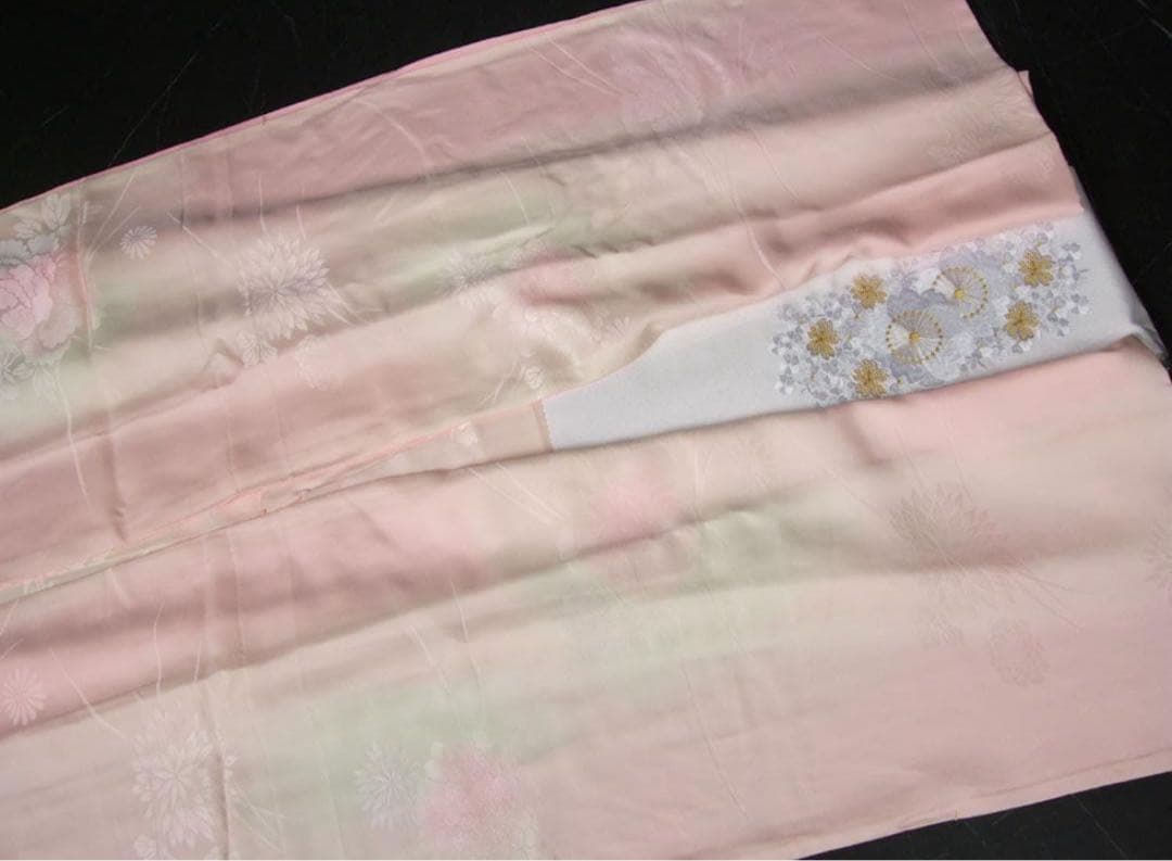 牡丹花蝶文　暈し染め　刺繍　金彩　振袖フルセット ピンク 桃色