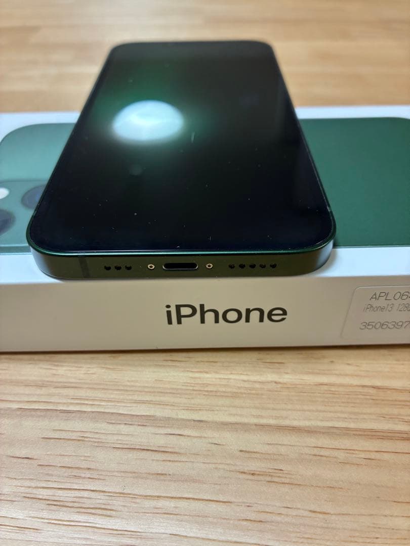 チ*ン様 iPhone13 128GB グリーン SIMフリー 本体　箱付き