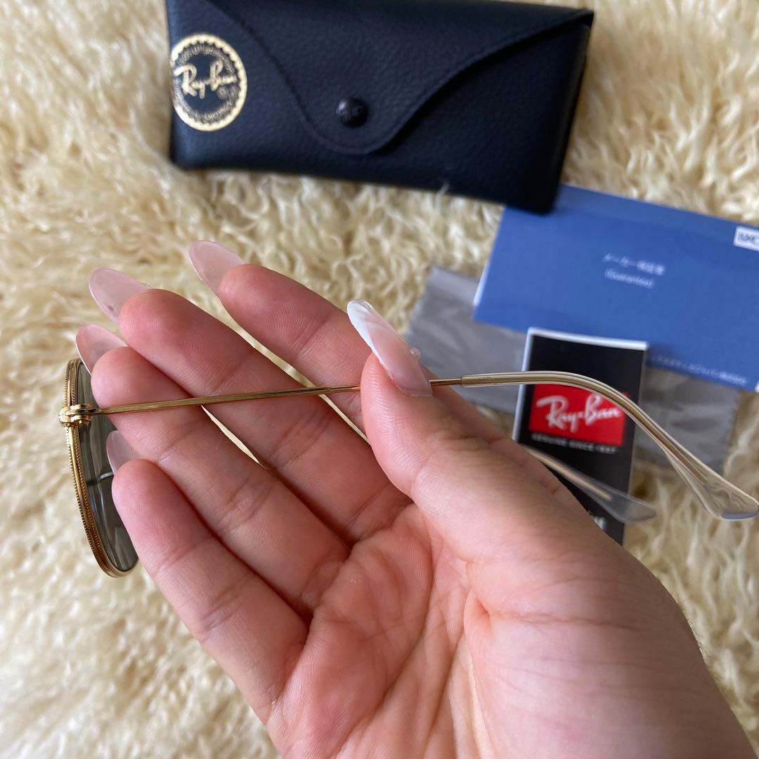 Ray-Ban ラウンド型サングラス ブラック