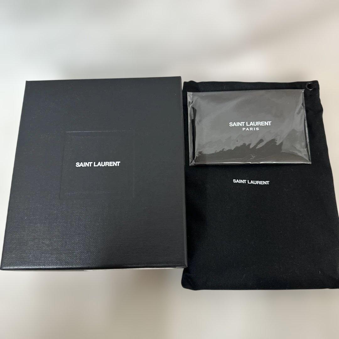 SAINT LAURENT キルティング2つ折り財布