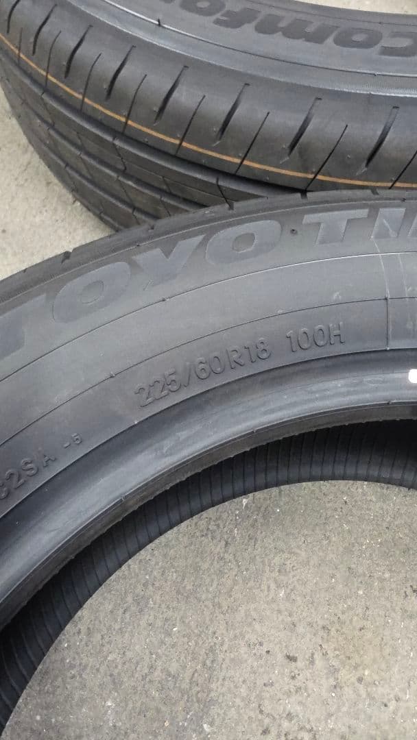トーヨータイヤ PROXES comfort 225 60 18
