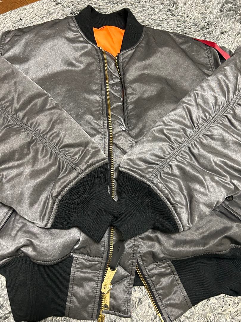 ALPHA INDUSTRIES MA-1 フライトジャケット グレー