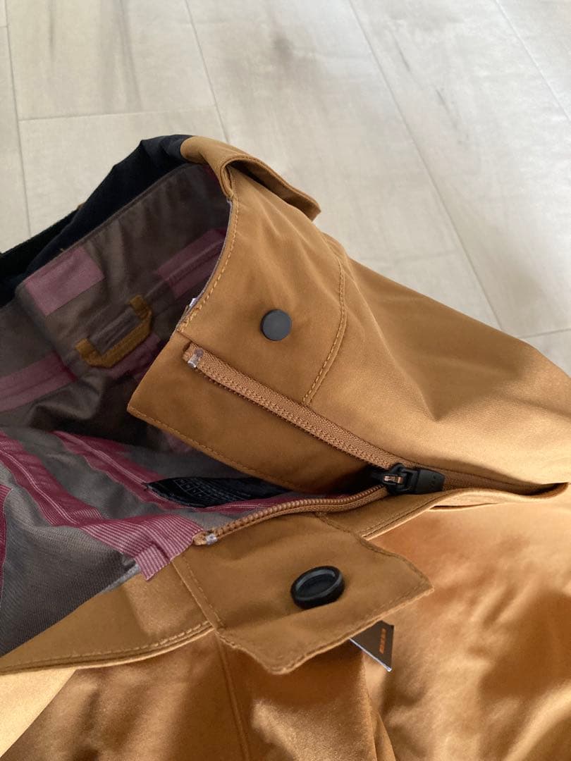 Burton × Carhartt コラボ ビブパンツウェア 新品