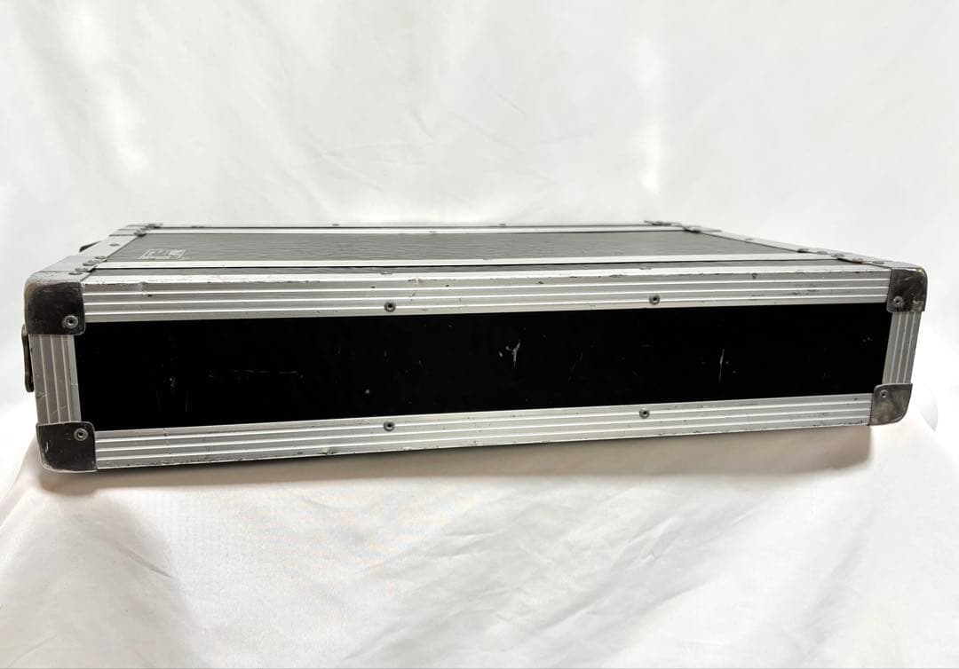 PENN ELCOM ラックケース 2U(実質1U) クッション/小物入れ付
