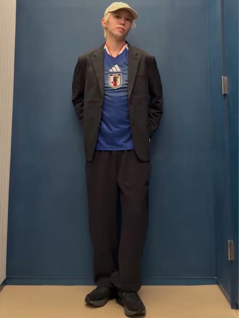 adidas テーラードジャケット パンツ スーツ 上下 セットアップ M