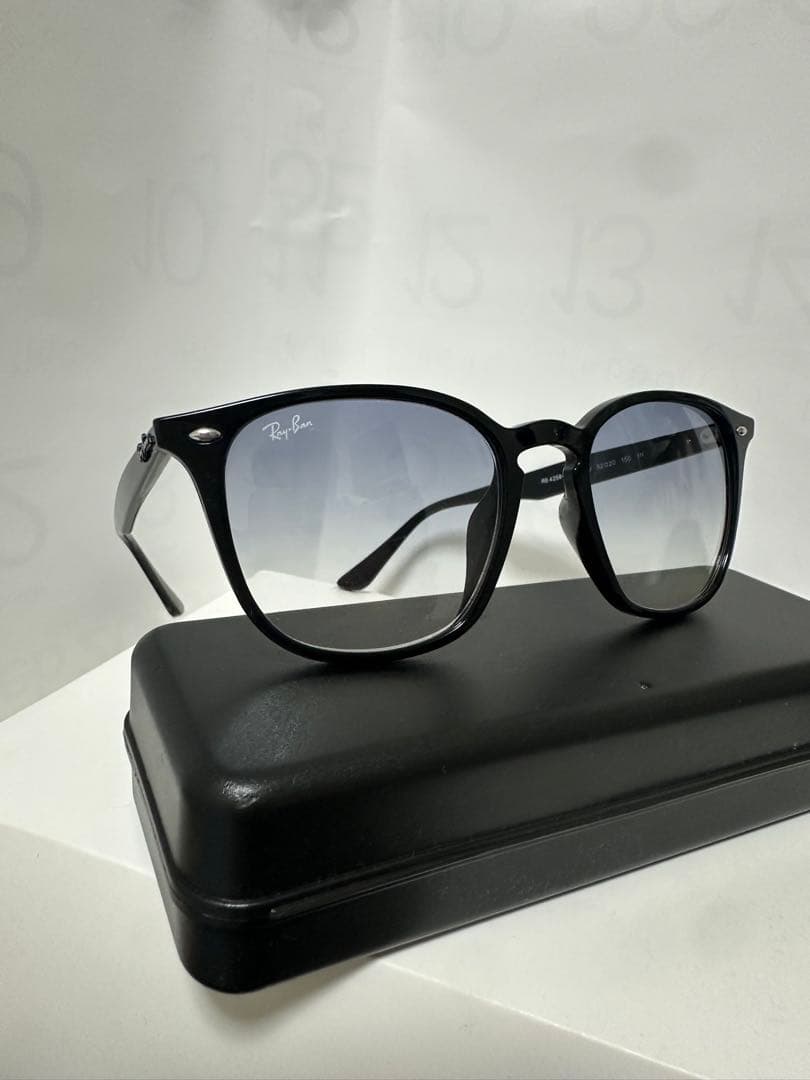 【美品】RayBanレイバン RB4258F 601/19 啓之輔さん