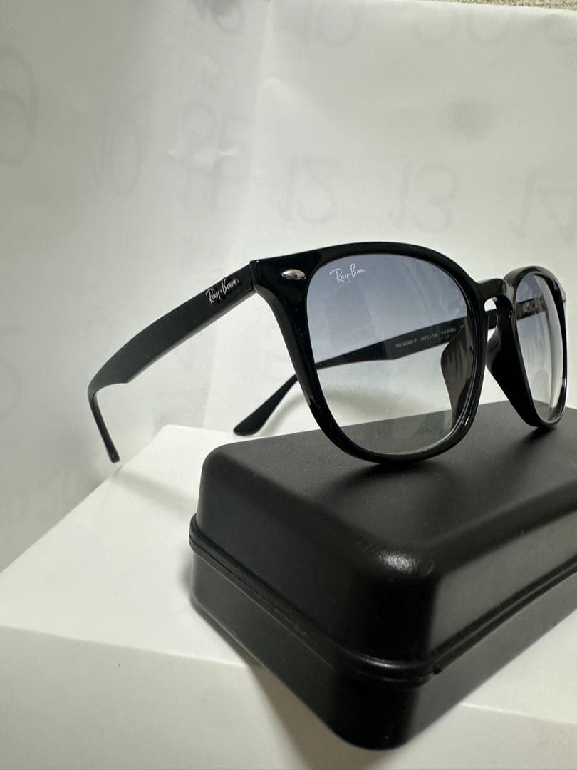【美品】RayBanレイバン RB4258F 601/19 啓之輔さん