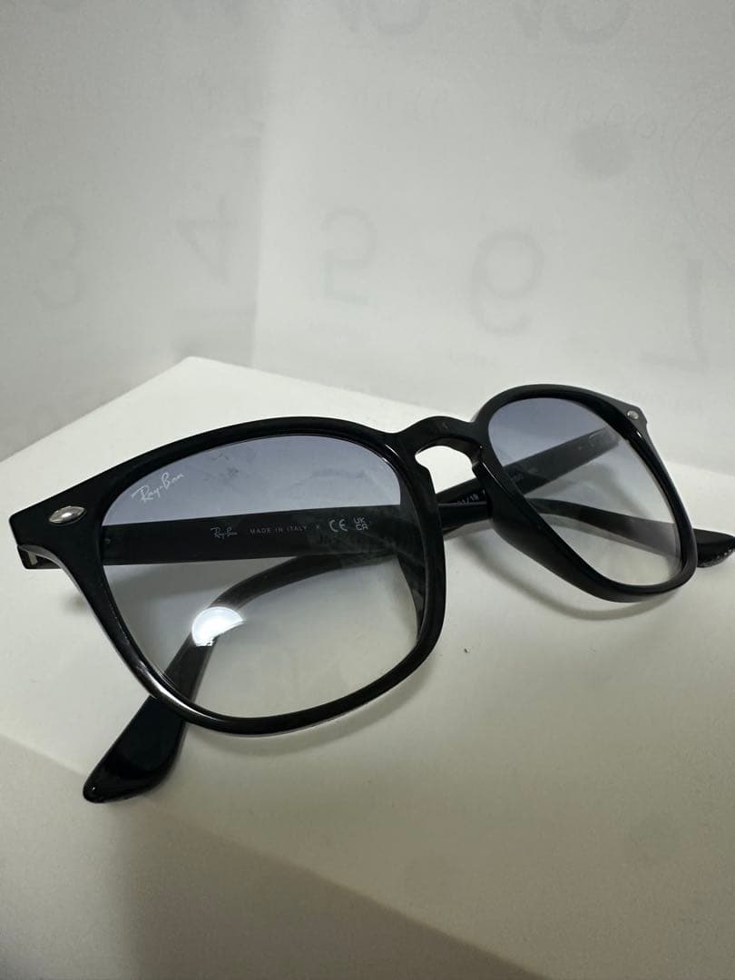 【美品】RayBanレイバン RB4258F 601/19 啓之輔さん
