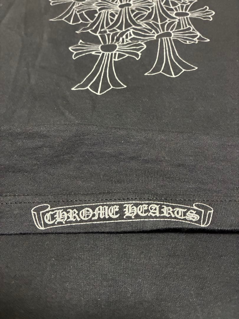 CHROME HEARTS（原本無）ホースシューセメタリークロスパッチTシャツ