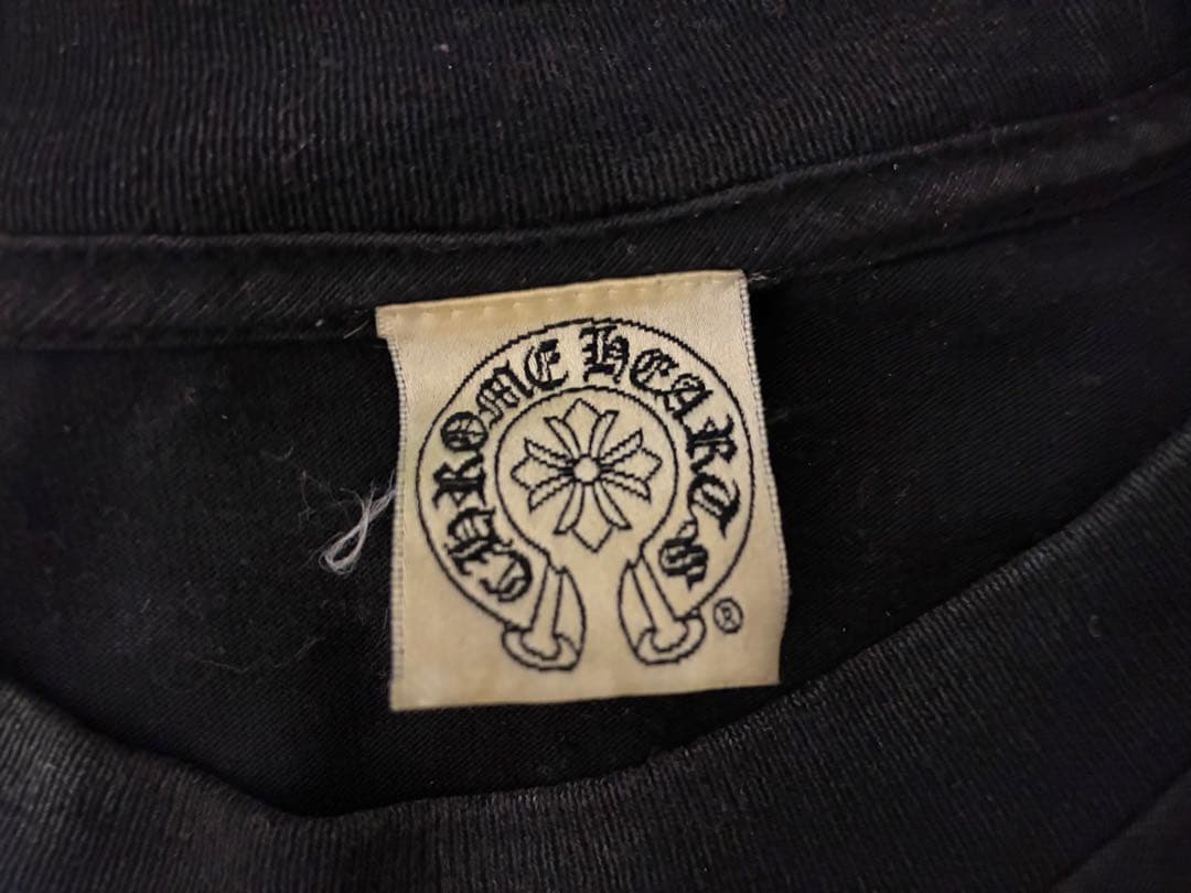 CHROME HEARTS（原本無）ホースシューセメタリークロスパッチTシャツ