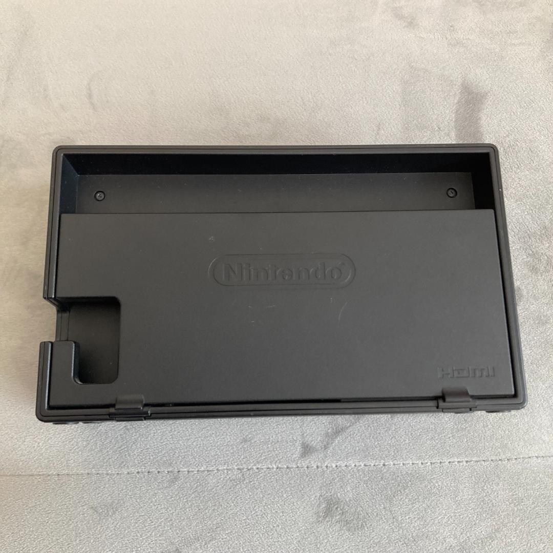 【美品】【完品】Nintendo Switch ネオンブルー・ネオンレッド 新型