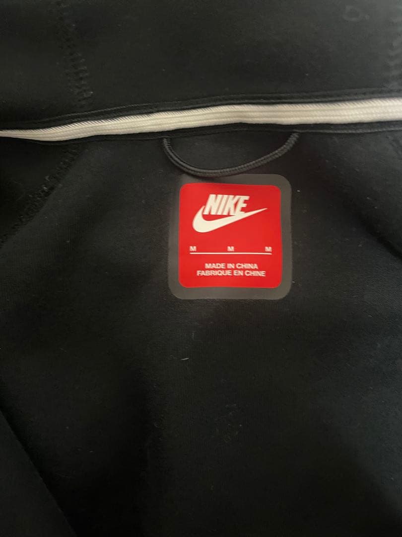 Nike ブラック テックフリース セットアップ