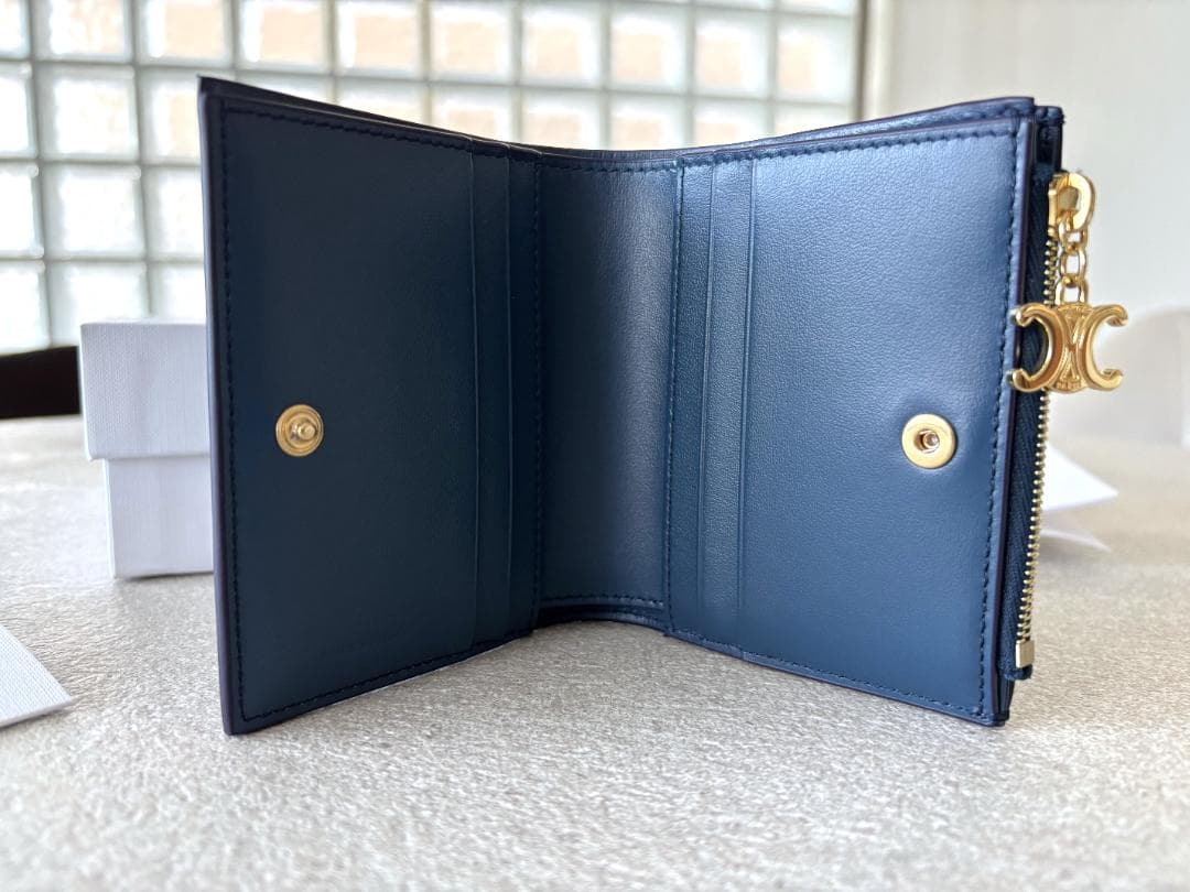 3日間限定⭐︎CELINEセリーヌ　 コンパクトウォレットトリオンフ　ミニ財布