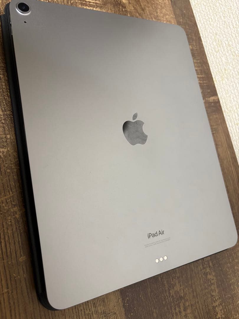 【極美品】iPad Air 13インチ（M2）256GB WI-FIモデル