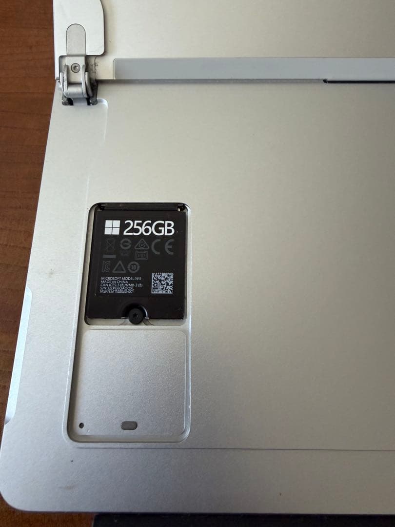 Windowsタブレット本体 Microsoft Surface Pro 8 256GB