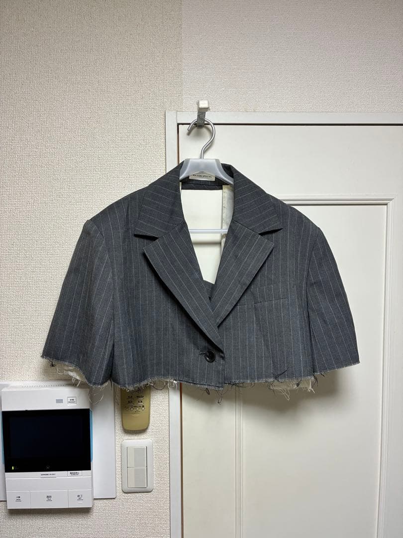 メゾンスペシャル カットオフ クロップド ジャケット