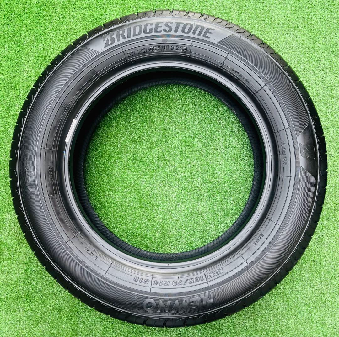 ほぼ新品 ブリヂストン ニューノ 165/70R14. 23年製タイヤ4本セット