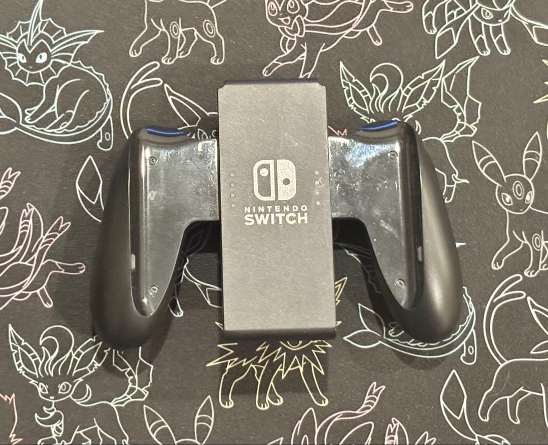 Nintendo switch本体　備品完備　ケース・SDカード付き