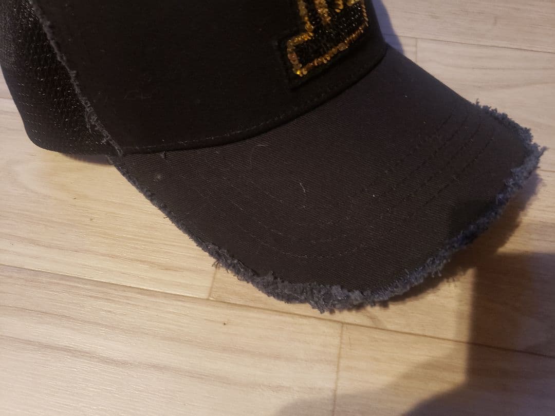 新品未使用　ヨシノリコタケ　ブラックキャップです。