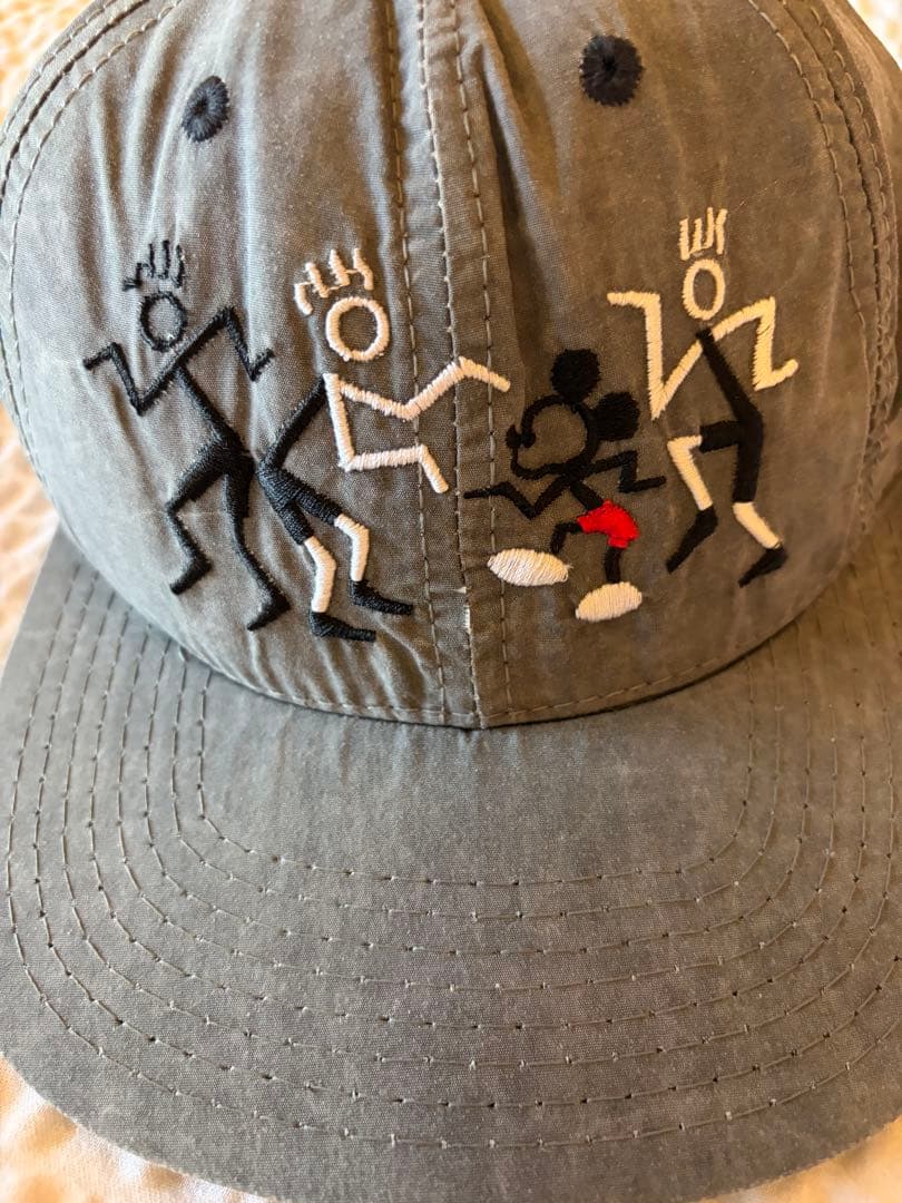 マ*オ様 【美品　USA製】Disney stussy parody CAP 9