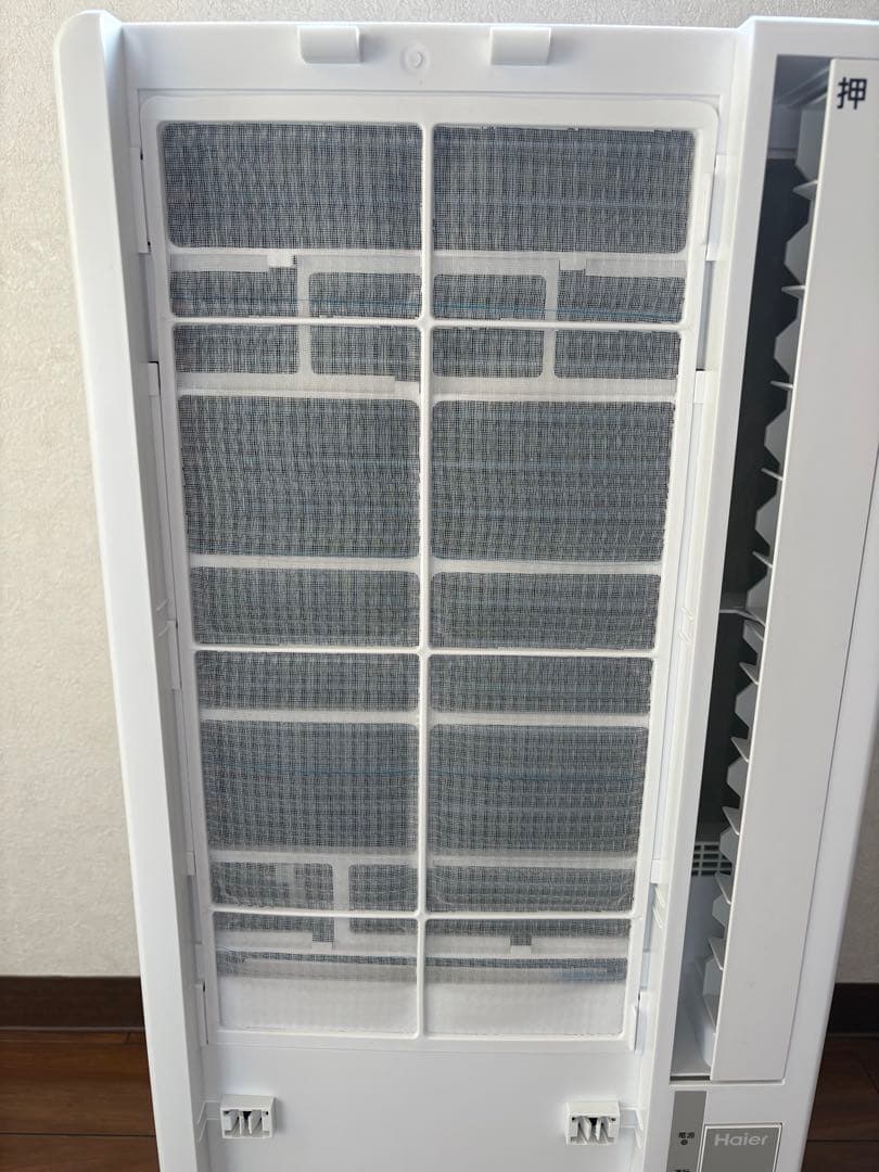 本日限定値下げ！2025年製　Haier 窓用エアコン JA-W16A