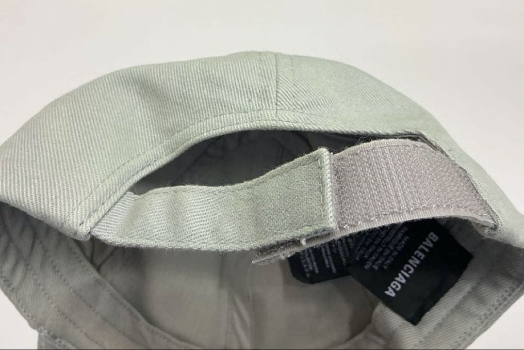 BALENCIAGA バレンシアガ ベースボールキャップ 帽子 グレー