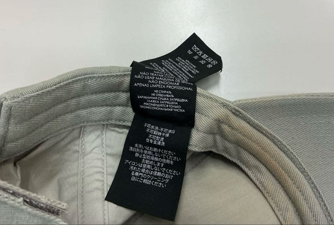 BALENCIAGA バレンシアガ ベースボールキャップ 帽子 グレー