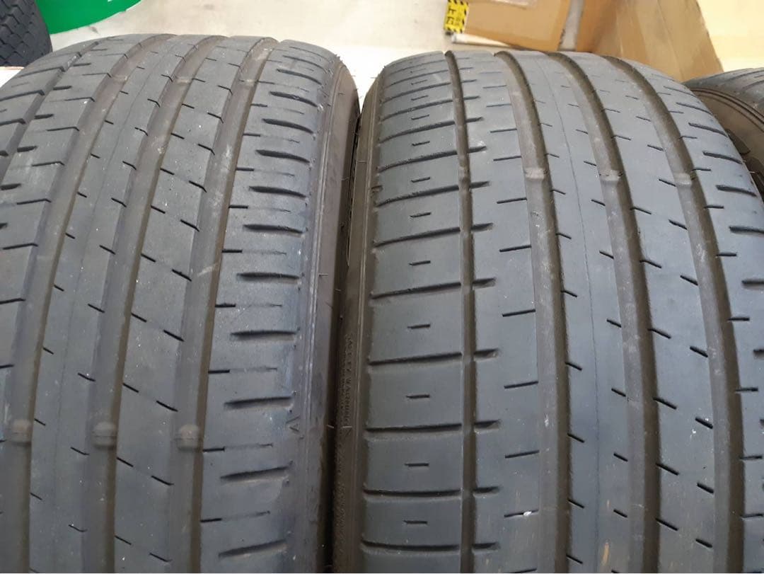 タクタク　18インチ　中古タイヤ