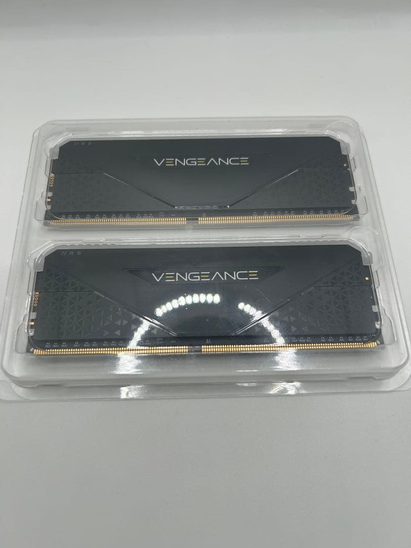 ヌ*イ様 Corsair Vengeance RGB RS DDR4-16GB【