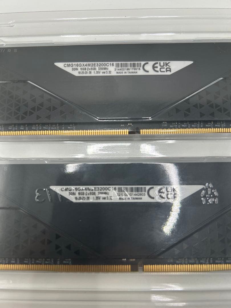 ヌ*イ様 Corsair Vengeance RGB RS DDR4-16GB【
