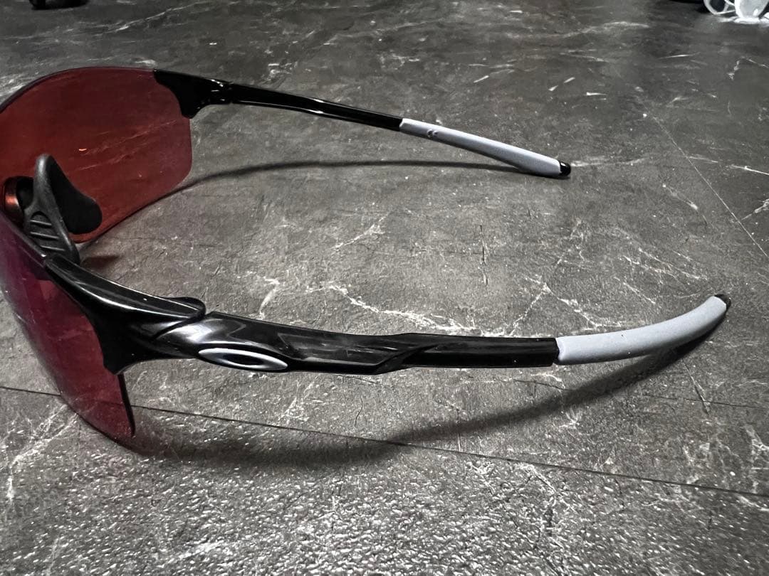 Oakley OO9188 プリズムレンズ　黒系