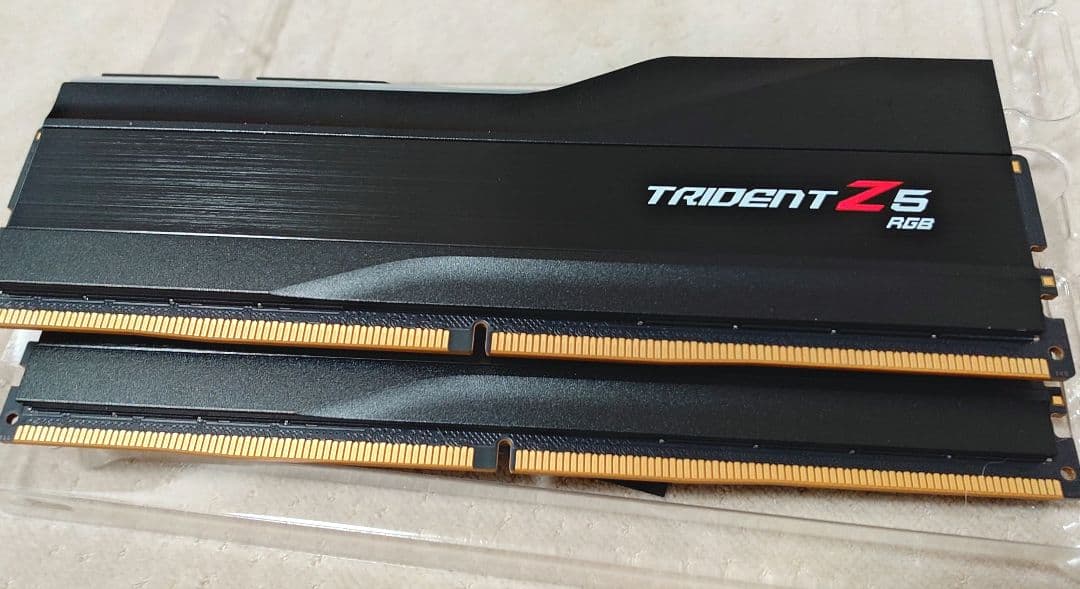 メモリー G.Skill TridentZ5 RGB DDR5-6000 64GB