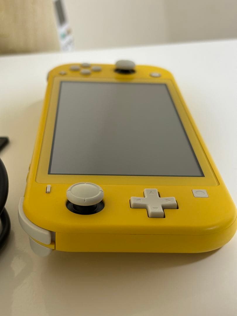 【合馬】Nintendo Switch Lite イエロー 本体+その他