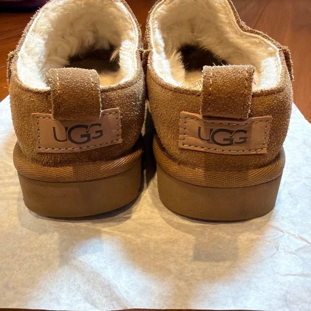 ugg クラシックマイクロ　22cm