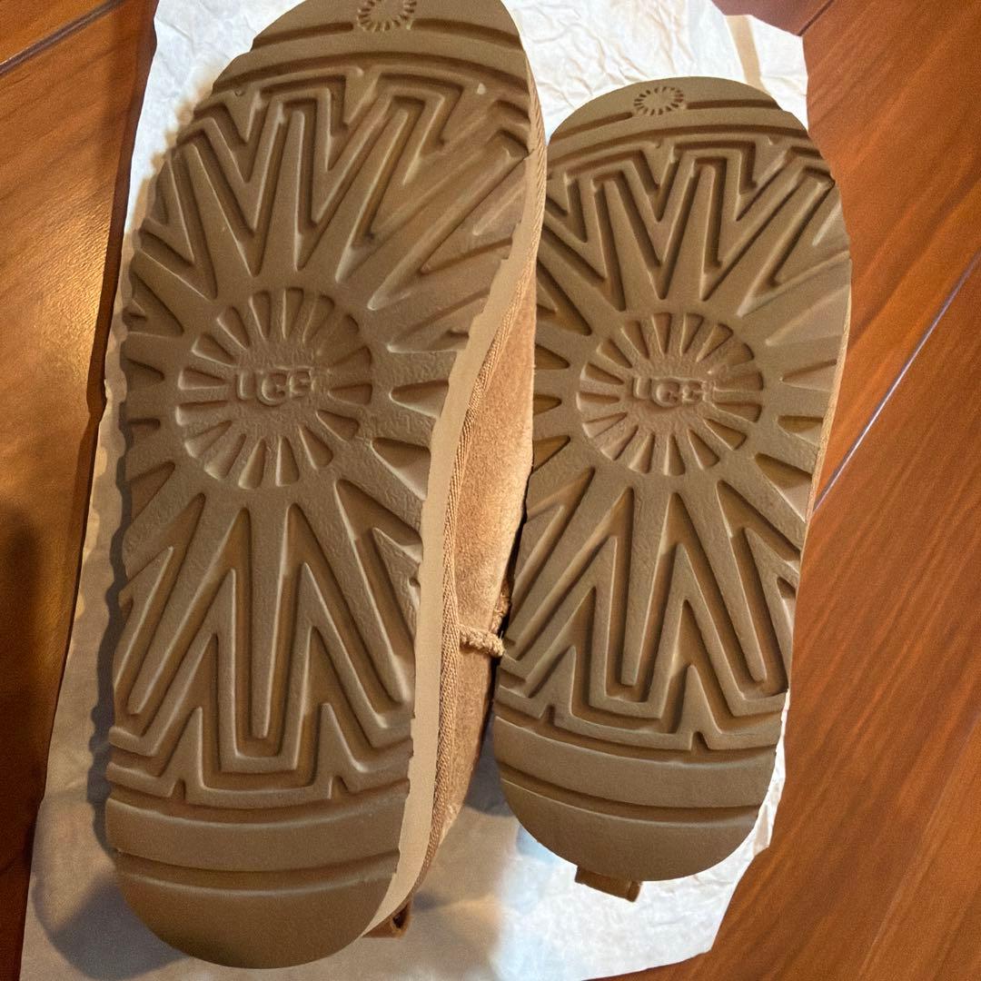 ugg クラシックマイクロ　22cm
