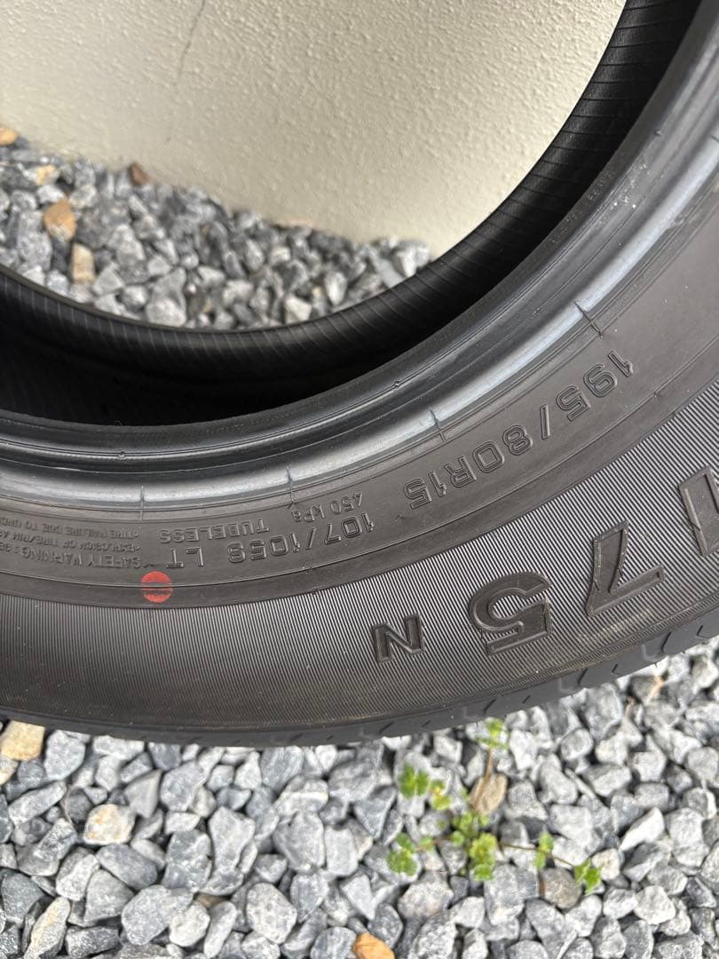 195/80R15 107/105N LT4本2025年製新車外し8型ハイエース