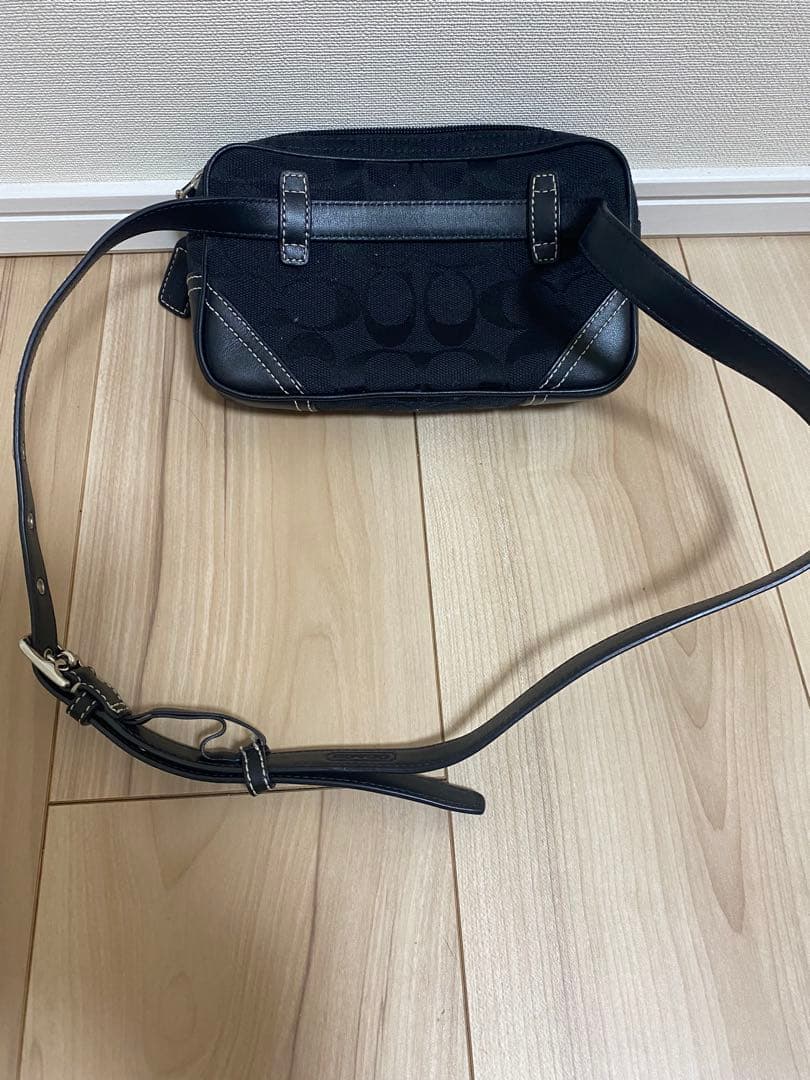 COACH ブラック ボディバッグウエストポーチ黒